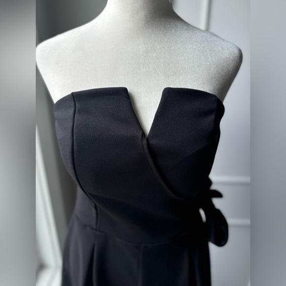 BLACK ROMPER With bow on the side SIZE MEDIUM Classic Black Romper - Picture 4 of 8